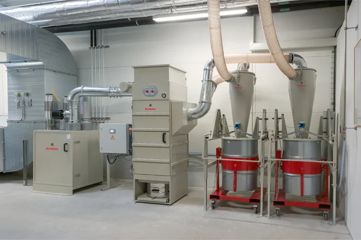 Centralized exhaust system in production and mixing areas